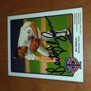 Autographed Bert Blyleven Minnesota Twins Baseball Card